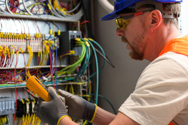 Best Emergency Electrical Repair  in Apache, OK